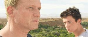 Ulrich Tukur und Samuel Schneider als Vater und Sohn in "Exit Marrakech". 