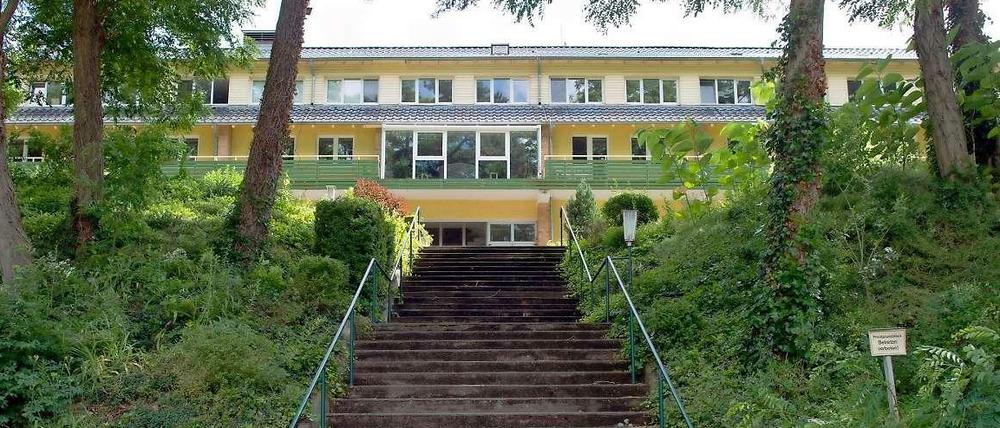Das Kinder- und Jugenheim "Haus Babenberg" der Haasenburg GmbH in Jessern. Im Zuge der Misshandlungsvorwürfe gegen Kinder- und Jugendheime in Brandenburg sind zwei Strafanzeigen bei der Staatsanwaltschaft Cottbus eingegangen. Eine beziehe sich konkret auf diese Einrichtung.