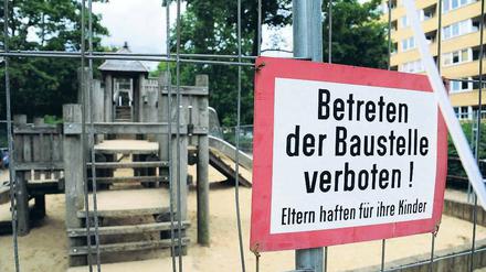 Hier toben nur die Bauarbeiter. Der Spielplatz in der Kreuzberger Fontanepromenade. 