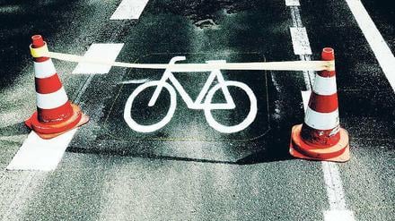 Ausbaufähig. Um stadtweit, wie hier in der Tiergartenstraße, neue Radwege anzulegen, fehlt das Geld.