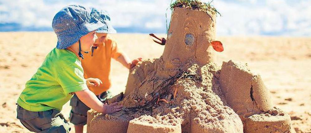 Kleinkinderparadies. Keine Malaria, keine Lastwagen – nur ein riesiger Buddelkasten. Foto: fotolia
