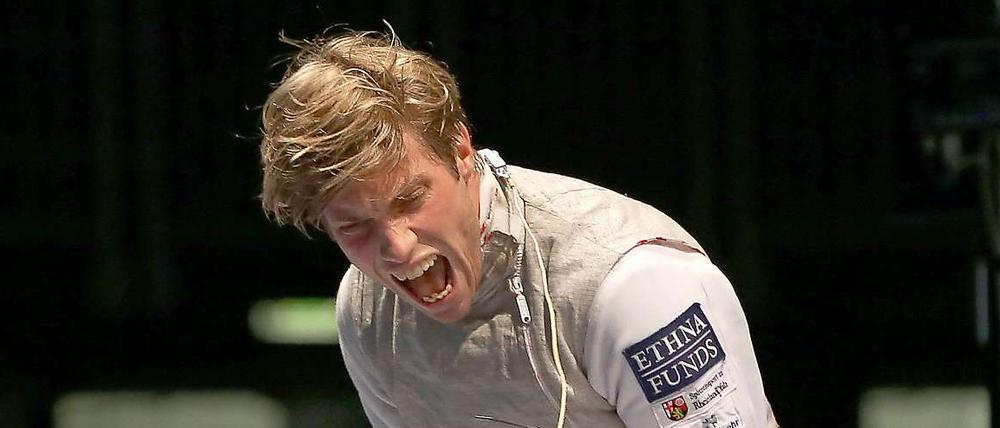 Jaaaaa. Peter Joppich schreit seine Freue raus. „Das hätte ich heute Morgen nicht gedacht“, kommentierte er seinen 15:11-Finalsieg gegen Titelverteidiger Alexej Tscheremisinow. 