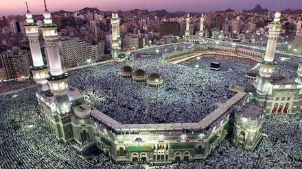 Heilige Stätte. Zur Haddsch pilgern jedes Jahr Millionen Muslime nach Mekka. Doch bei der Massenveranstaltung können sich Krankheitserreger wie das neue Mers-Virus ausbreiten.