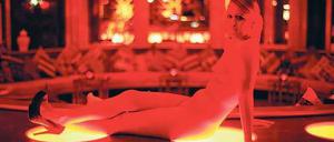 Per Gesetz wurden aus Prostituierten Kleinunternehmerinnen. Seitdem präsentieren sich Puffbetreiber wie Sparkassendirektoren, selbst die Prostituierten werden im Servicesprech als „Gäste“ bezeichnet. Foto: NDR