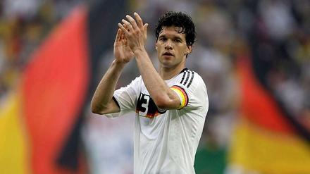 Kapitän von Bord. Detr ehemalige Spielführer der deutschen Nationalmannschaft tritt heute Abend in Leipzig offiziell ab.