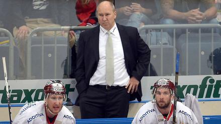 Schön war's - fast immer. Don Jackson als Trainer der Eisbären.