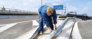 Berlins Leidplanken: Um die A 100, hier Arbeiten an der Leitplanke, gibt es immer wieder politische Zerwürfnisse.