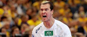 Die Freude des Siegers. Pascal Hens gewinnt mit dem HSV erstmals die Champions League.