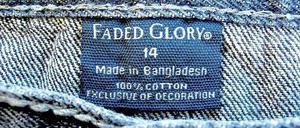 Zugeknöpft. An die neuen Vorgaben müssen sich künftig nur 1000 von 5000 Produzenten in Bangladesch halten. Einige Großkonzerne wie Ernsting’s Family, Metro, Gap oder Walmart verzichteten auf ihre Unterschrift. 
