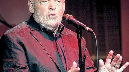Joe Cocker. Er klagte melodiös „Don’t you love me anymore?“ Fotos: AFP, dpa (2)