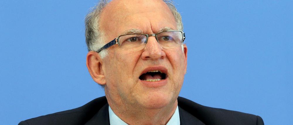 Peter Schaar sorgt sich um den Datenschutz bei Journalisten. 