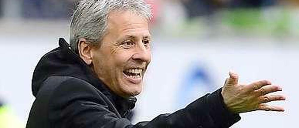 Gute Miene zum enttäuschenden Spiel: Gladbachs Trainer Lucien Favre in Wolfsburg.
