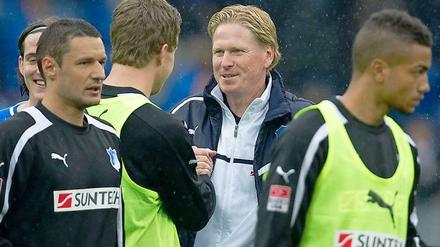 Ohne Druck nach oben? Markus Gisdol versucht mit ungewohnten Ansätzen die TSG vor dem Abstieg zu bewahren.