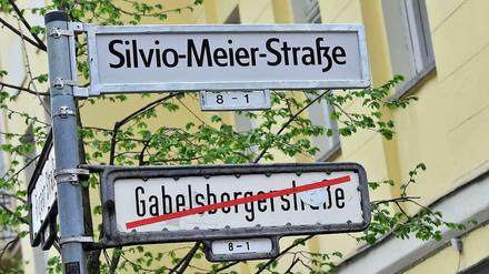 Die ehemalige Gabelsberger Straße in Friedrichshain heißt nun nach dem dort von Nazis ermordeten Hausbesetzer Silvio Meier.