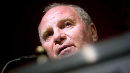 Denkmal in Schieflage: Uli Hoeneß.
