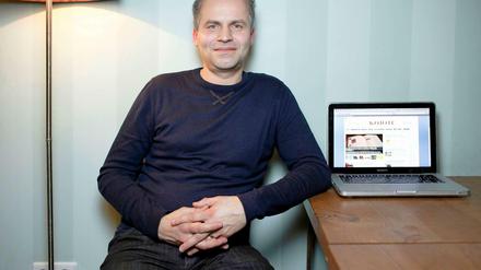 Arbeitsplatz. Mehr als seinen Verstand und seinen Computer braucht Bernhard Pöschla für den "Kojoten" nicht.
