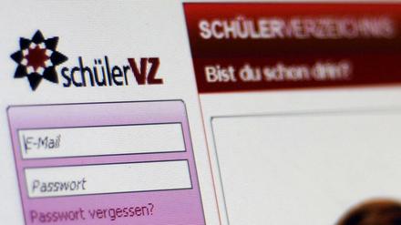 SchülerVZ war 2007 als Schwesterplattform zu StudiVZ gegründet worden. Vor anderthalb Jahren nutzen noch 1,5 Millionen Mitglieder den Dienst, inzwischen sind es nur noch 200 000. 