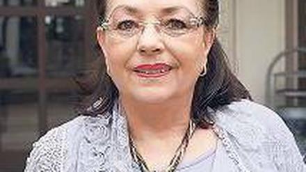Hilfe für Helfer. Carola Gündel, die am Freitag ihren 61. Geburtstag feiert, unterstützt Ehrenamtliche und ist in einem Schulförderverein aktiv.