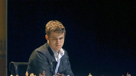 Mann für Geduldsspiele. Im Schnitt sitzt keiner länger am Brett als Carlsen. 