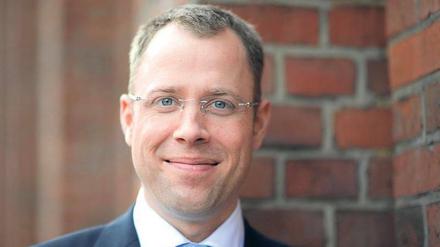Mario Czaja (CDU) hat sich als Gesundheitssenator einen Namen hinsichtlich Pflege und Geriatrie gemacht. Nun will er demografiebedingt mehr Krankenbetten im Südosten der Hauptstadt.