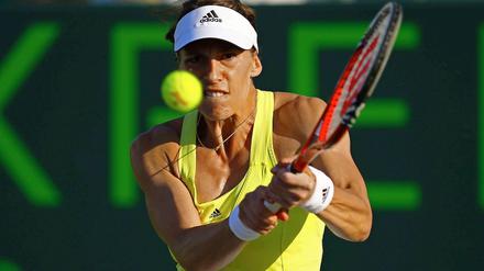 Auf die Lippe beißen. Andrea Petkovic ist in der Weltrangliste auf Platz 162 abgerutscht