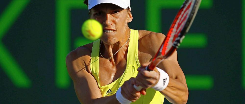 Auf die Lippe beißen. Andrea Petkovic ist in der Weltrangliste auf Platz 162 abgerutscht