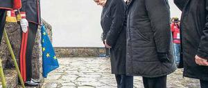 Gedenken im Bergdorf. Gauck, Napolitano in Sant'Anna di Stazzema. Foto: dpa