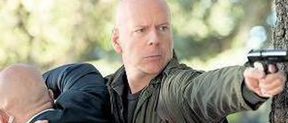 Im Auftrag von Uncle Sam. Gaststar Bruce Willis ist der Veteran beim Brutalo-Spezialkommando, das für die US-Regierung die besonders heiklen Fälle übernimmt.
