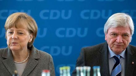 Angela Merkel mit Volker Bouffier.