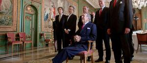 Berthold Beitz (sitzend) ist der Patriarch bei Thyssen-Krupp.