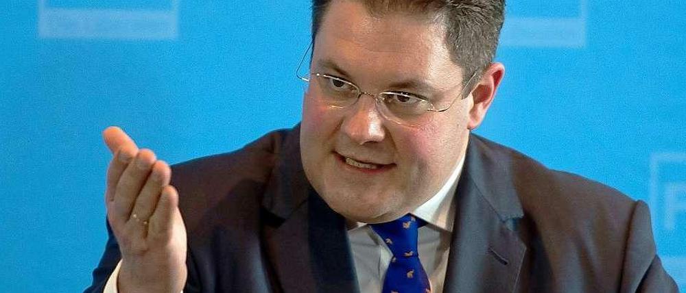 Für Lohnuntergrenzen, gegen den Mindestlohn: FDP-Generalsekretär Patrick Döring