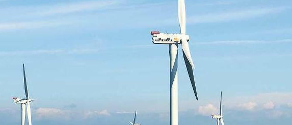 Verbesserungswürdig. Allein bei Offshore-Anlagen gibt es noch viel zu tun – von der Effizienz über Speicherung bis zum Abtransport des Stroms. 