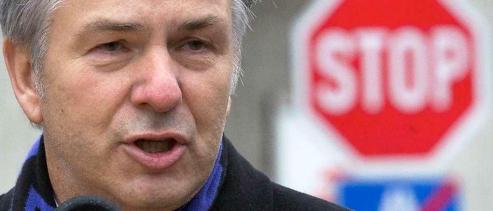 Wowereit soll seinen Rücktritt als Regierender Bürgermeister angeboten haben, sagt der SPD-Landesvorsitzende Jan Stöß.