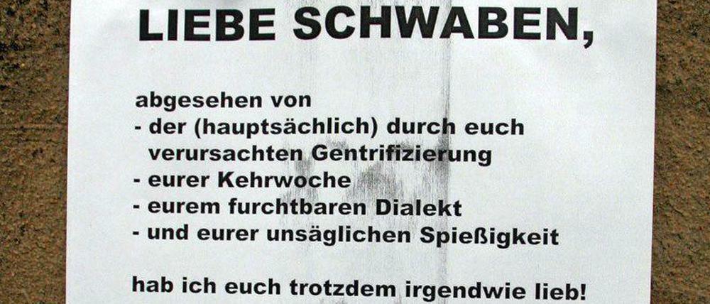 Soldidarität: Es gibt auch Berliner, die in Prenzlauer Berg Herz zeigen für die Zugezogenen aus Deutsch-Südwest. 
