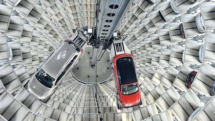 Spielraum nach unten. Listenpreise stehen nur im Katalog. Im Internet und Autohaus lassen sich Rabatte von 18 Prozent und mehr für Neuwagen aushandeln. 