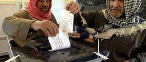 Ägypter bei der zweiten Abstimmungsrunde über das Verfassungsreferendum.