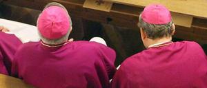 Machtfrage. Ob die Kirchenhierarchien zum Missbrauch beigetragen haben, das soll der Kriminologe Christian Pfeiffer nun doch nicht mehr beantworten – der spricht von Zensur und will ein eigenes Gutachten erstellen. W]