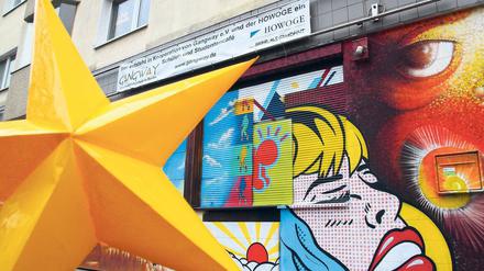 Ganz schön bunt. Die Fassade für das Jugendcafé ist schon gestaltet. Jetzt müssen die Räume hergerichtet werden. 