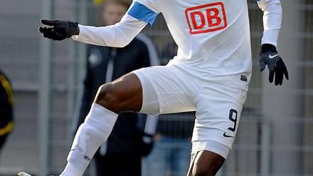 Adrian Ramos hat die Zusage, Hertha in der Winterpause verlassen zu dürfen, wenn das Angebot passt.