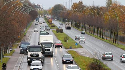 Bessere Rad- und Fußwege, weniger Platz für Autos - so sehen die Pläne des Senats für das Adlergestell aus.