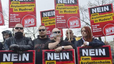 Der rechte Ungeist in den Köpfen verschwindet nicht mit einem Verbot der NPD.
