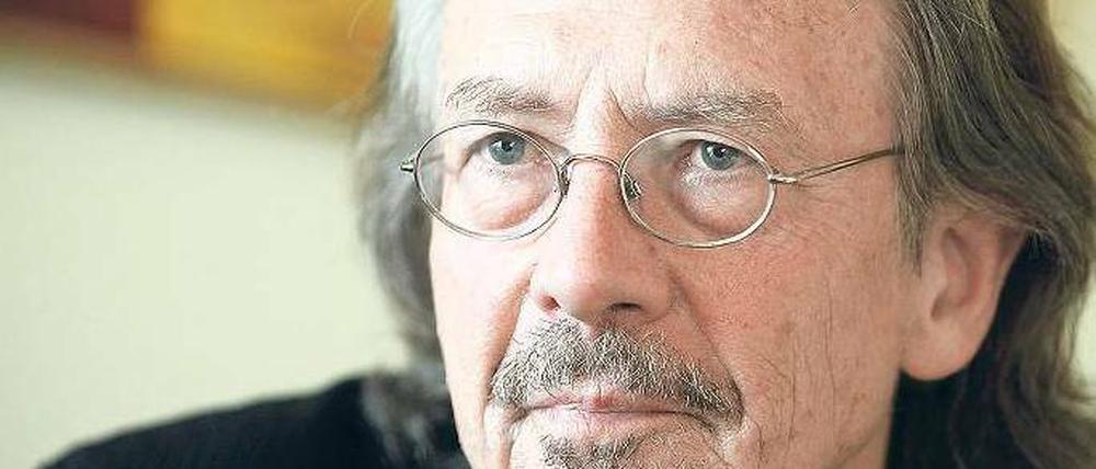 Scheu – das aber öffentlich. Peter Handke wurde am 6. Dezember 1942 in Griffen in Kärnten geboren. 