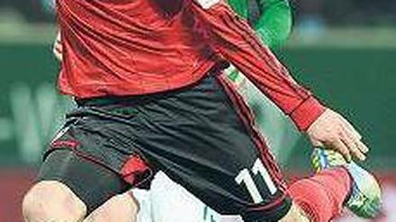 Alles wie immer. Gegen Lieblingsgegner Werder Bremen hatten Angreifer Stefan Kießling und Bayer Leverkusen keine Probleme. Foto: nordphoto