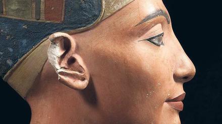 Perfekte Anmut. Die Nofretete-Büste des Bildhauers Thutmosis.