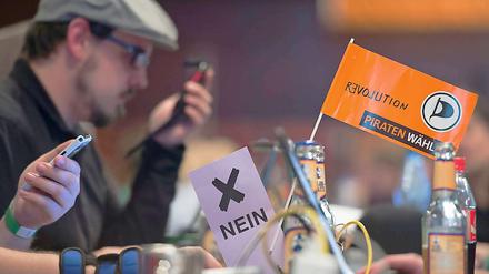 Blockieren sich selbst: Die Piraten. Sie ringen erbittert um Inhalte. 
