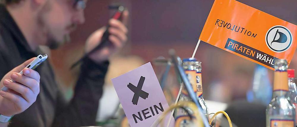 Blockieren sich selbst: Die Piraten. Sie ringen erbittert um Inhalte. 