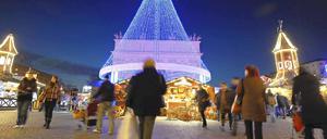 Der Weihnachtsmarkt in Potsdam öffnet früher - das sorgt für Ärger.