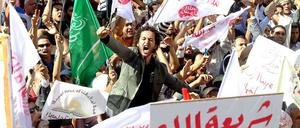 Die wütenden Proteste gegen Präsident Mohammed Mursi in Ägypten gehen weiter.