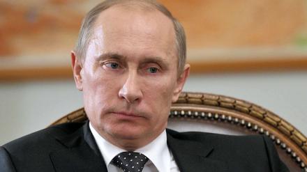 Russlands Präsident Wladimir Putin hat seinen Verteidigungsminister entlassen.