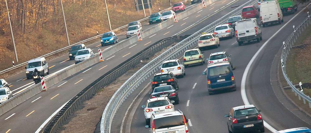 Auf der A 115 kam es am Vormittag zu einem Verkehrschaos, weil eine Bombe aus dem Zweiten Weltkrieg gesprengt werden musste.